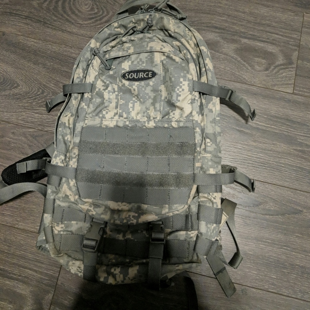 Source 20L Assault 10 Hydration Backpack / Day Bag